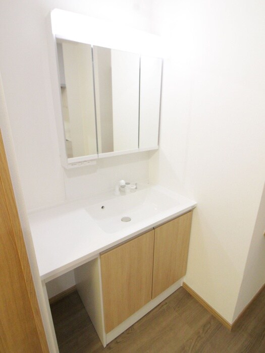 物件内観写真15　(洗面)