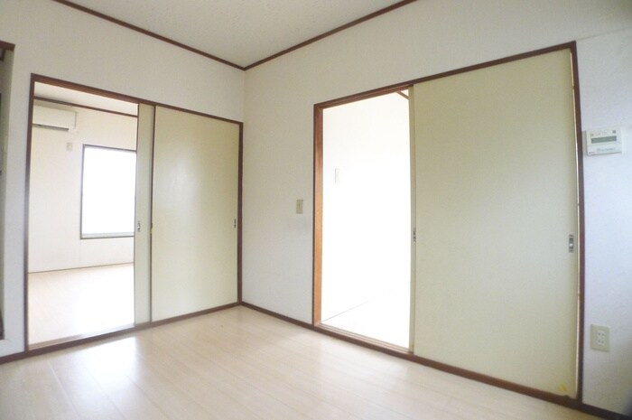 物件内観写真17　(居室)