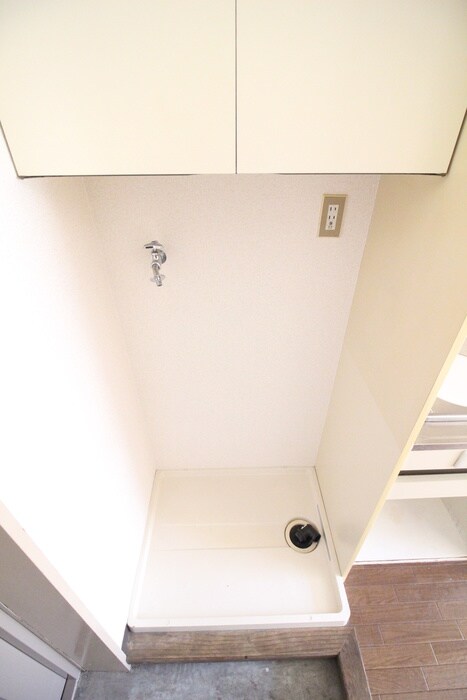 物件内観写真21　(洗濯機置場)