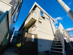 レピュート松田外観写真
