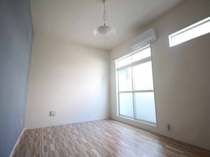 物件内観写真12　(居室)