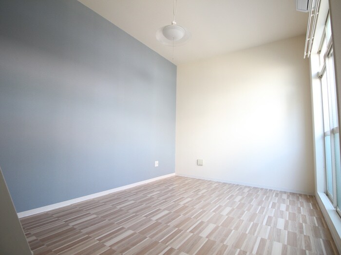 物件内観写真19　(居室)