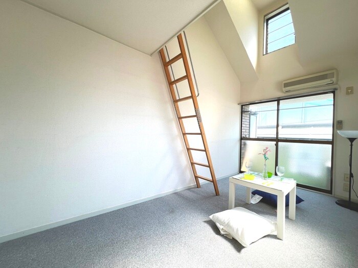 物件内観写真7　(居室)