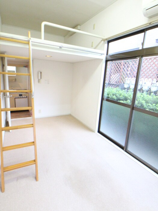 物件内観写真7　(居室)