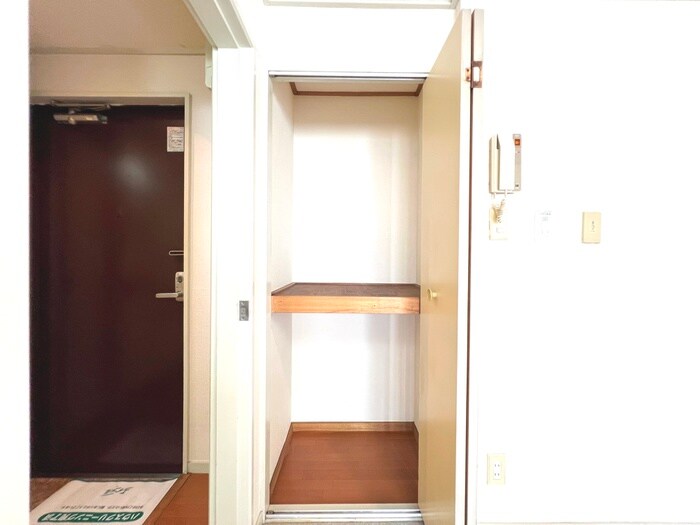 物件内観写真8　(収納)