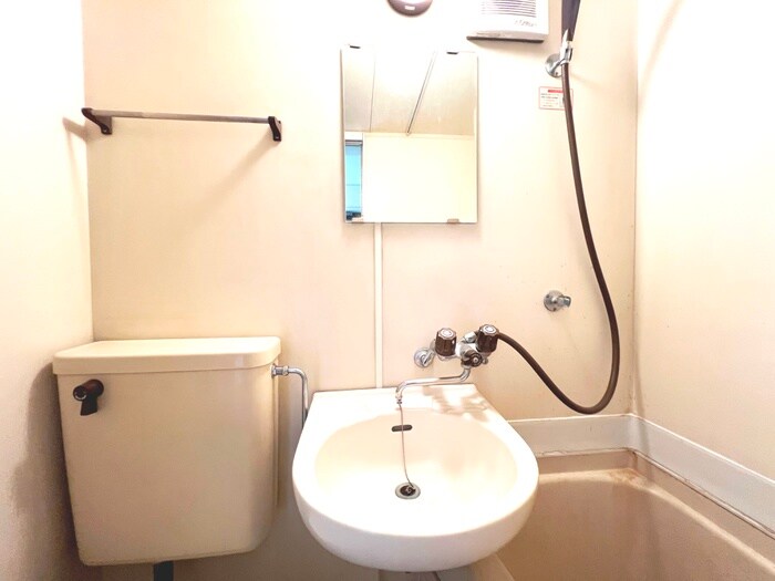 物件内観写真9　(洗面)