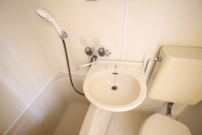 物件内観写真11　(洗面)