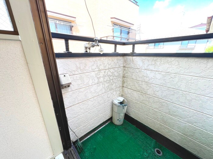 物件内観写真12　(洗濯機置場)