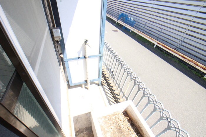 物件内観写真14　(洗濯機置場)