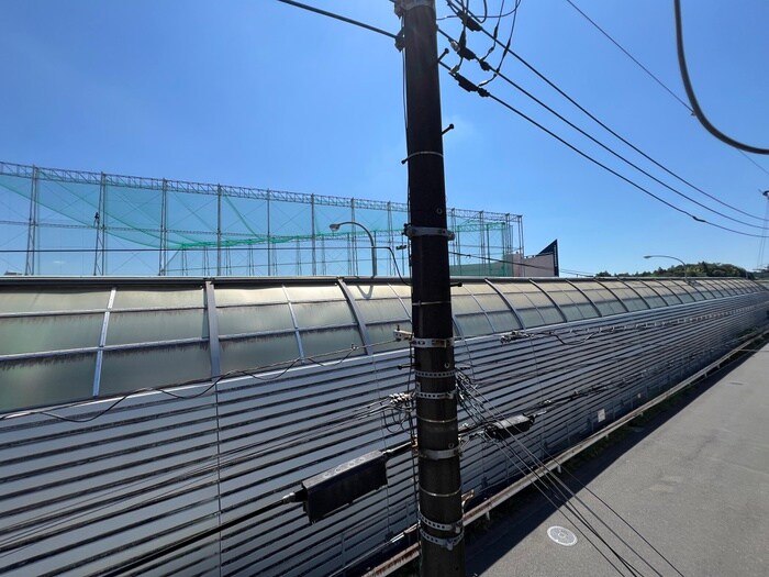 物件内観写真14　(室内からの展望)