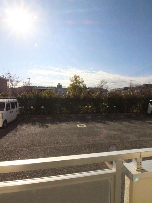 物件内観写真16　(室内からの展望)