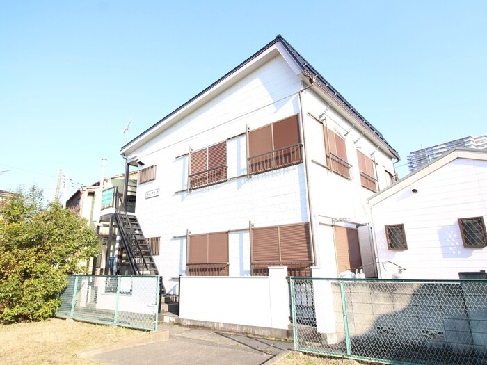 物件外観写真6　(エントランス部分)