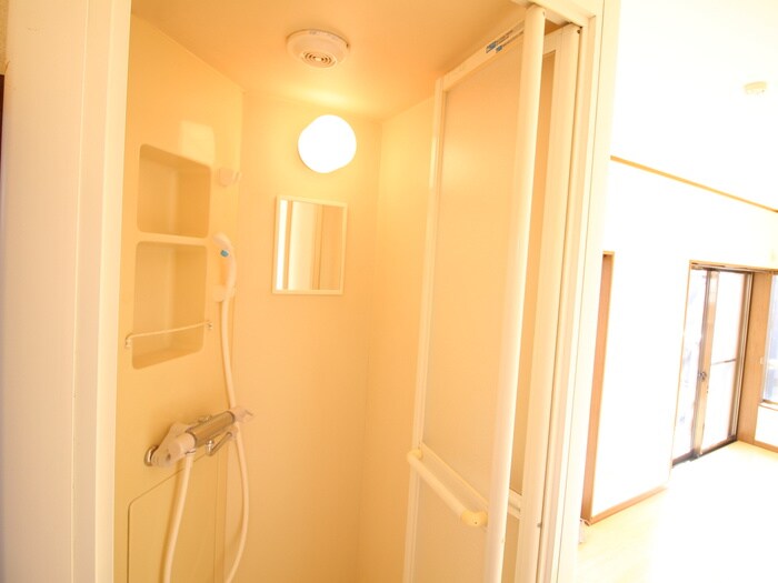 物件内観写真12　(バス／シャワールーム等)