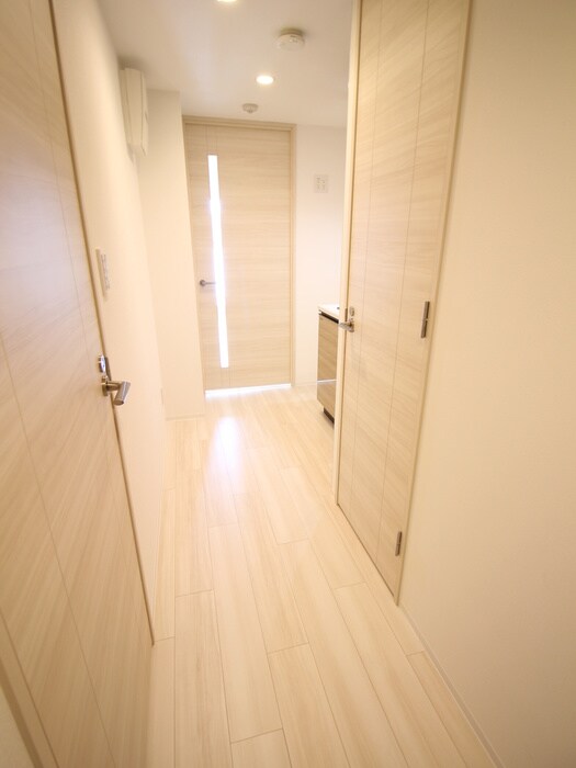 物件内観写真9　(廊下)