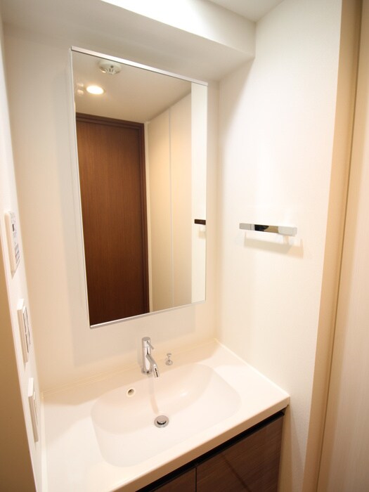 物件内観写真9　(洗面)