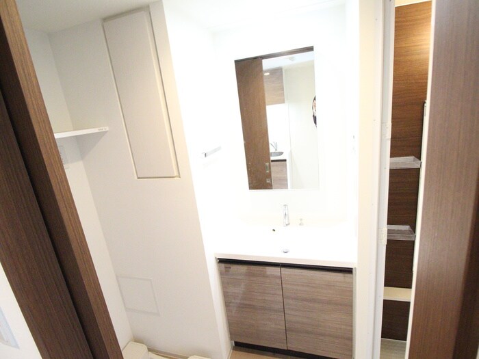 物件内観写真9　(洗面)