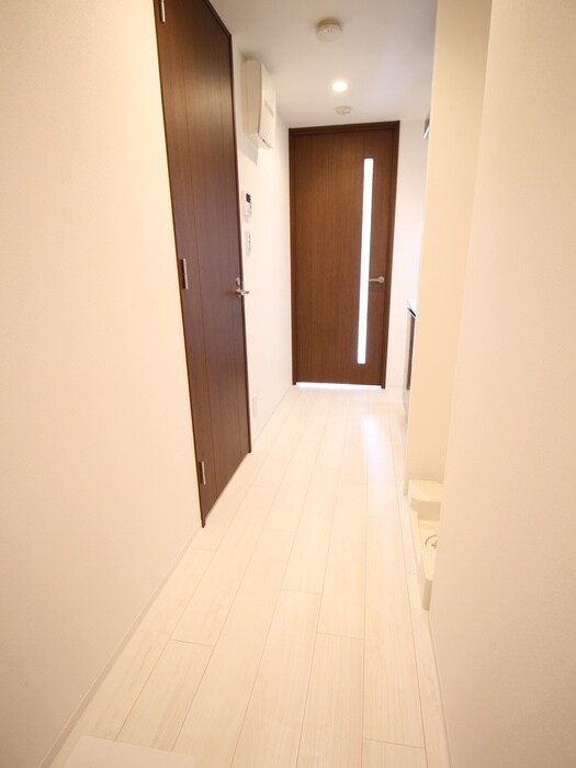 物件内観写真9　(廊下)