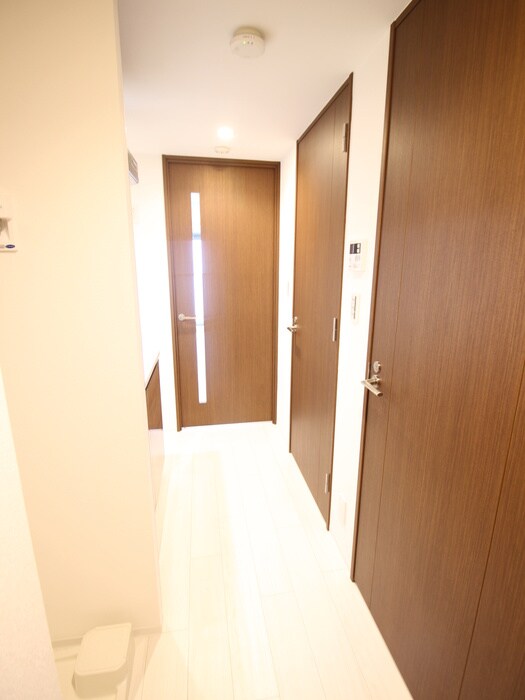 物件内観写真17　(廊下)