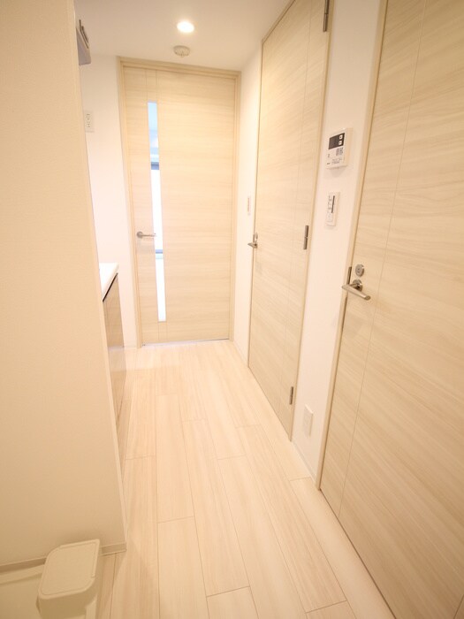 物件内観写真17　(廊下)