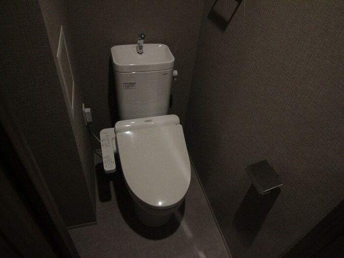 物件内観写真14　(トイレ)