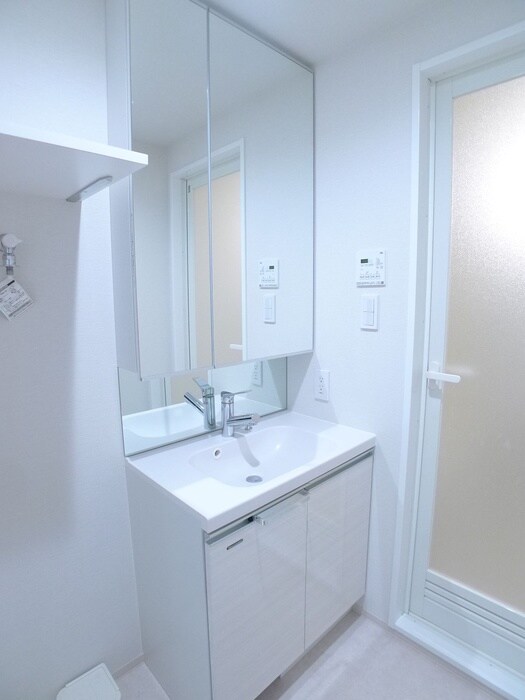 物件内観写真17　(洗面)