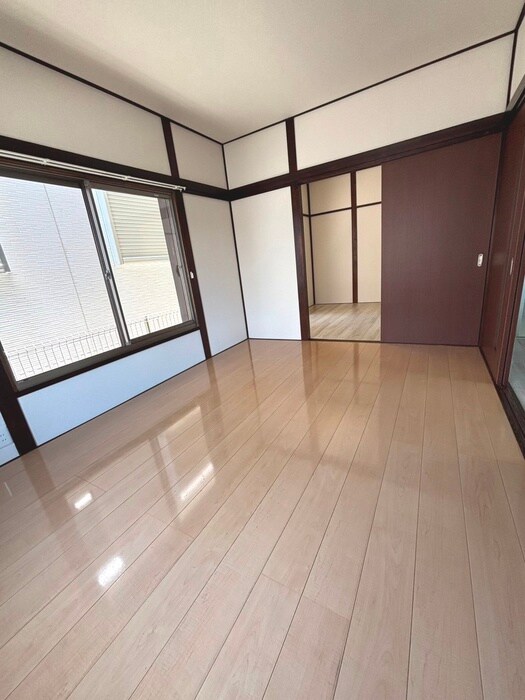 物件内観写真8　(居室)