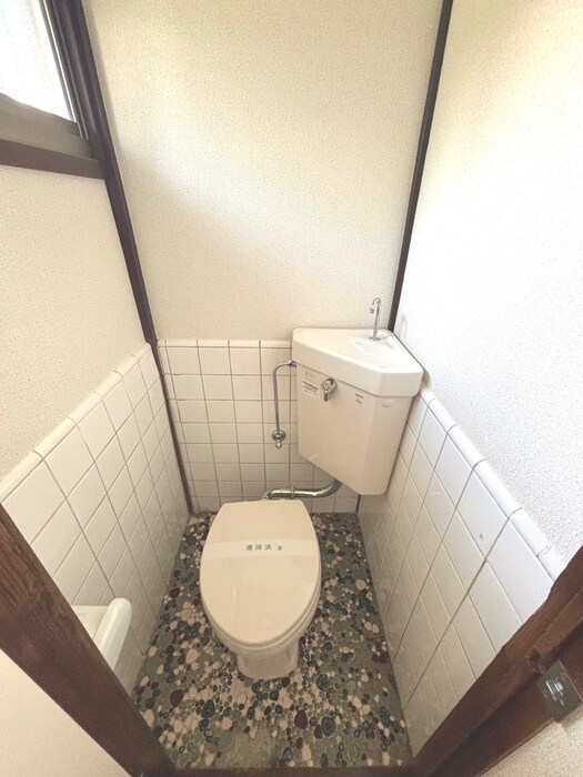 物件内観写真14　(トイレ)