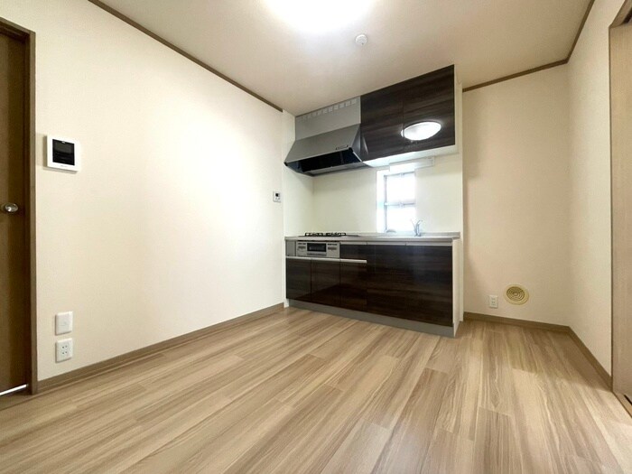 カーサヴェルデ(201)の居室