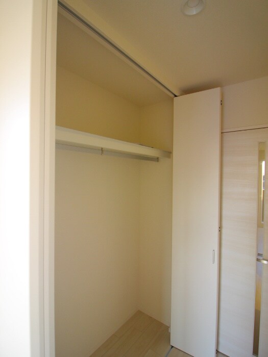 物件内観写真10　(収納)