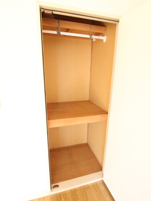 物件内観写真8　(収納)