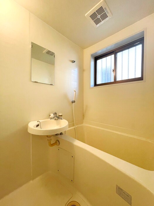 物件内観写真10　(バス／シャワールーム等)