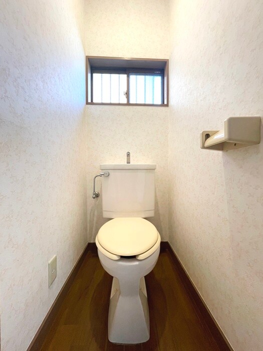 物件内観写真11　(トイレ)