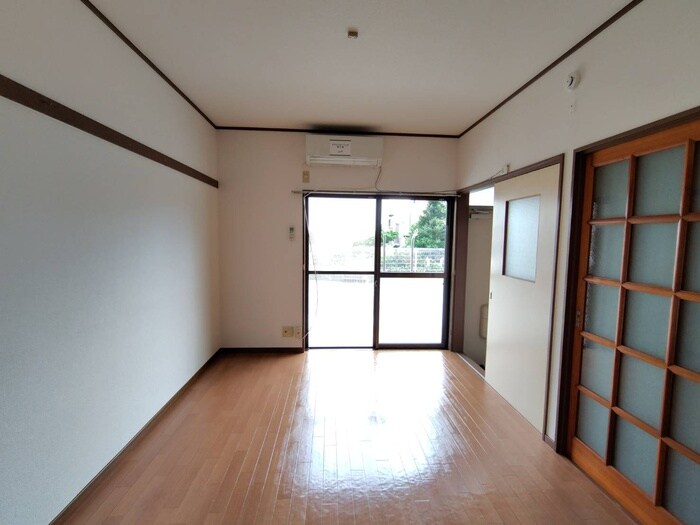 物件内観写真22　(居室)