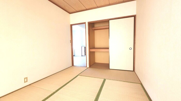 物件内観写真14　(居室)