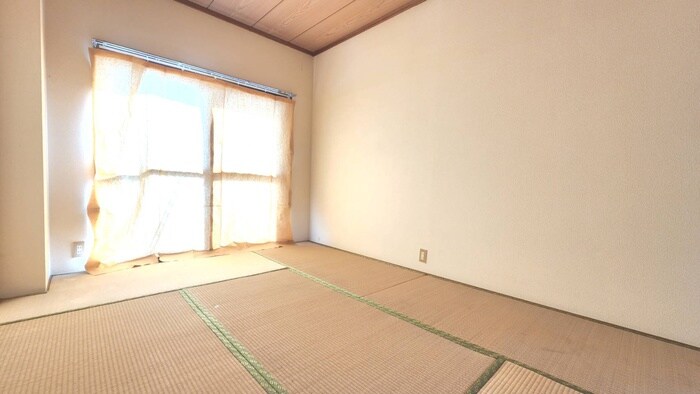 物件内観写真15　(居室)