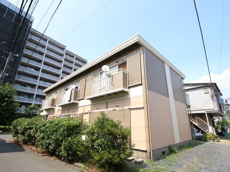 ホワイトハイツ外観写真