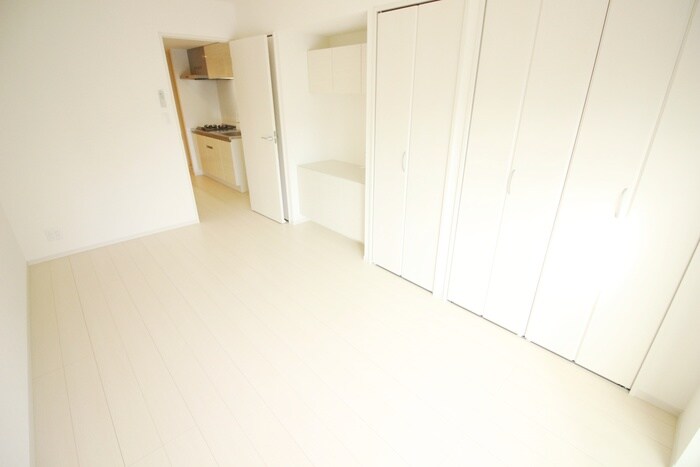 物件内観写真9　(居室)