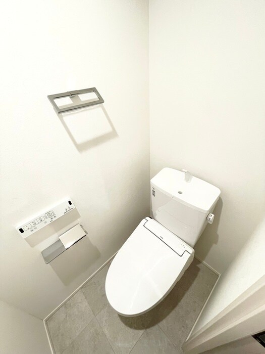 物件内観写真11　(トイレ)