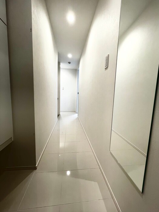 物件内観写真18　(廊下)