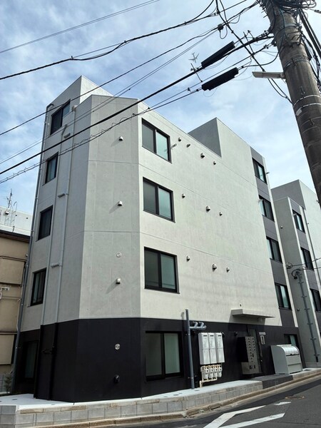 IL　MEZZO　DI　TOKYO、TRE外観写真