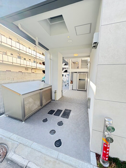 物件外観写真4　(建物設備)