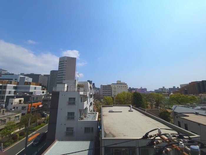 物件内観写真22　(室内からの展望)