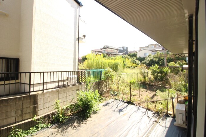 物件内観写真21　(室内からの展望)