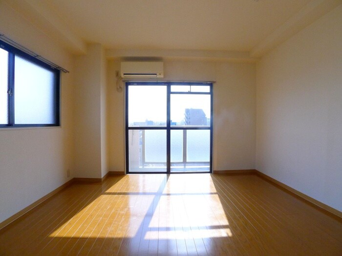 物件内観写真5　(居室)