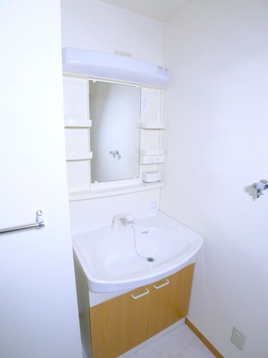 物件内観写真10　(洗面)