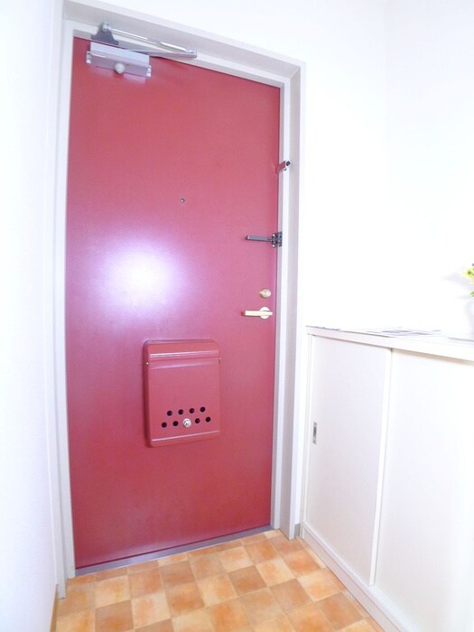 物件内観写真15　(玄関)