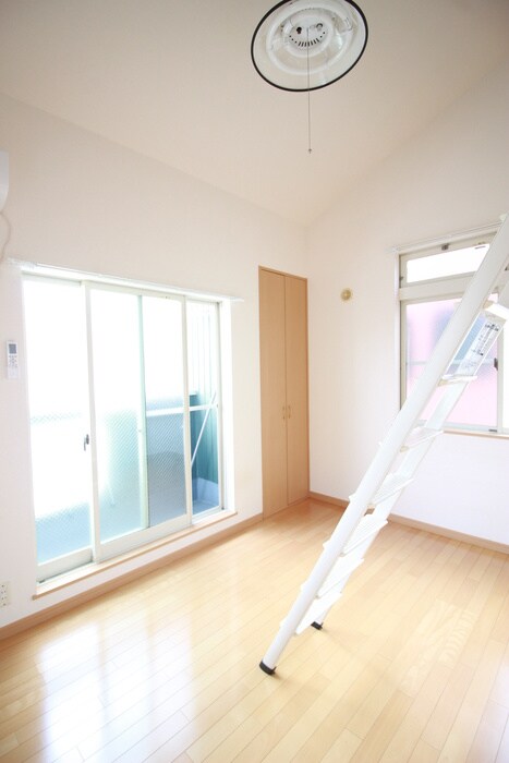 物件内観写真7　(居室)