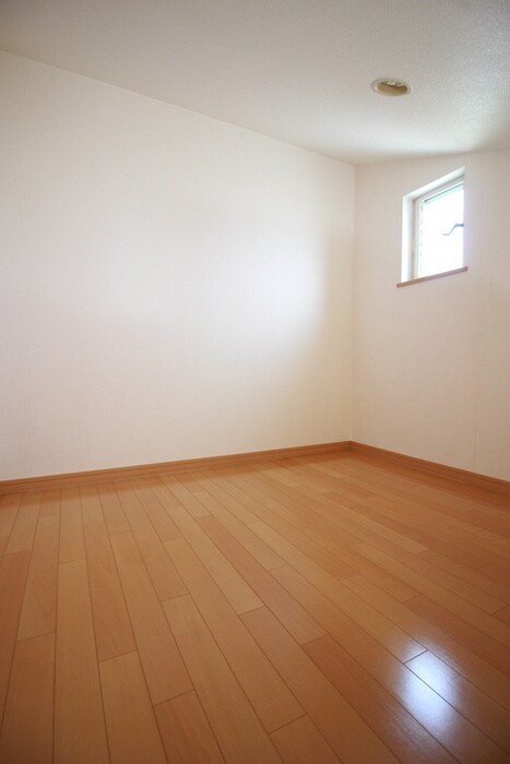 物件内観写真12　(ロフト)