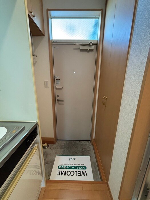 物件内観写真13　(玄関)