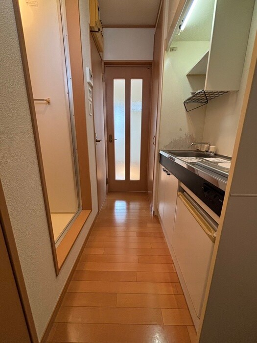 物件内観写真17　(廊下)